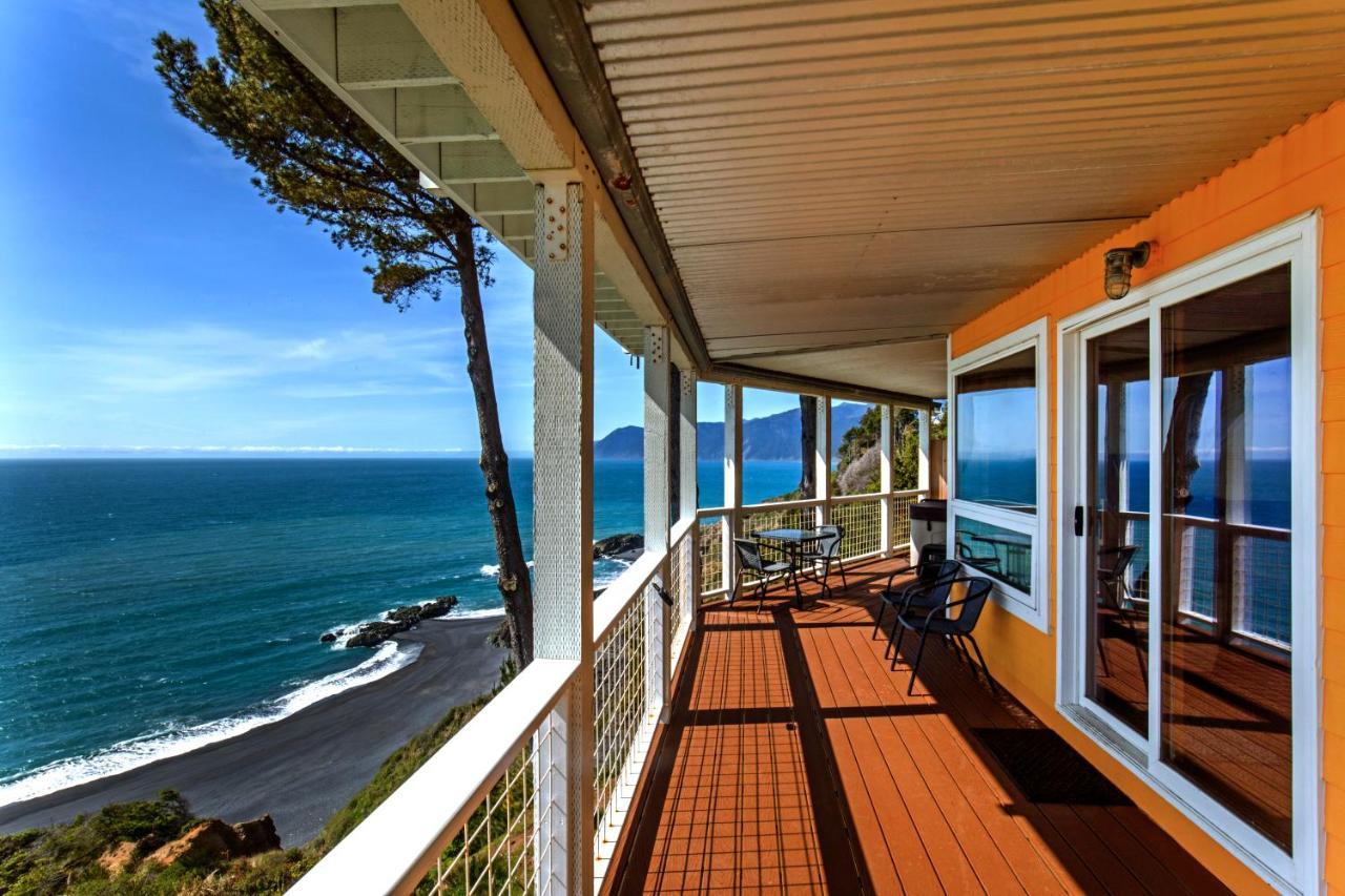 Amazing Oceanview 2 Bedroom Oceanfront! By Oceanviewhottubs Shelter Cove, Ca Tesla Ev Station Kültér fotó