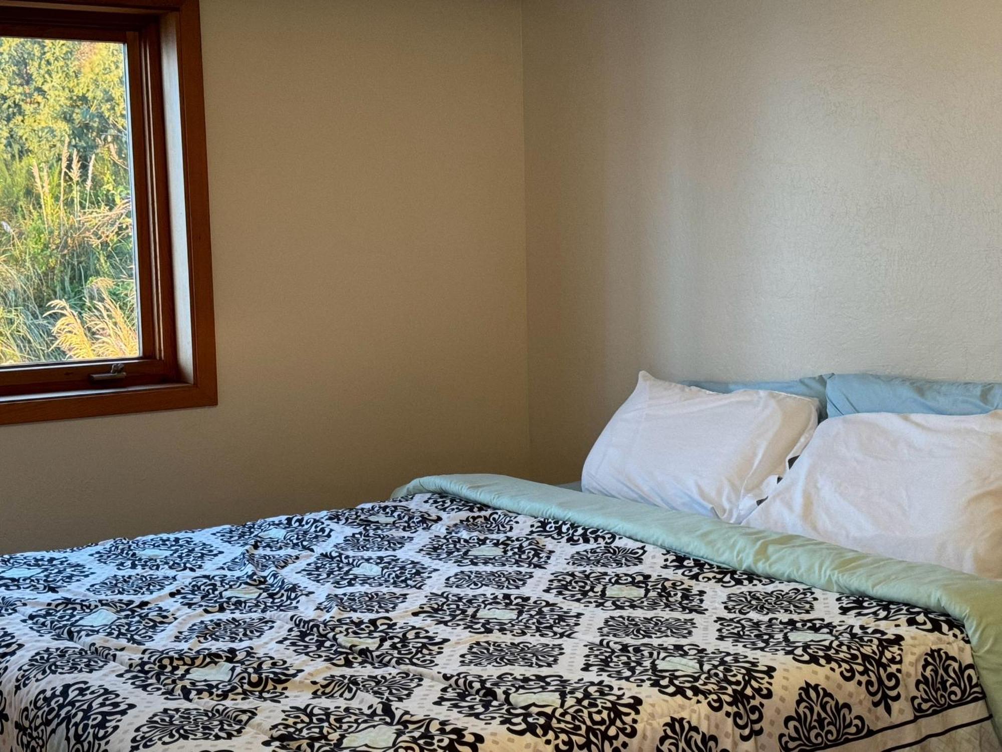 Amazing Oceanview 2 Bedroom Oceanfront! By Oceanviewhottubs Shelter Cove, Ca Tesla Ev Station Kültér fotó